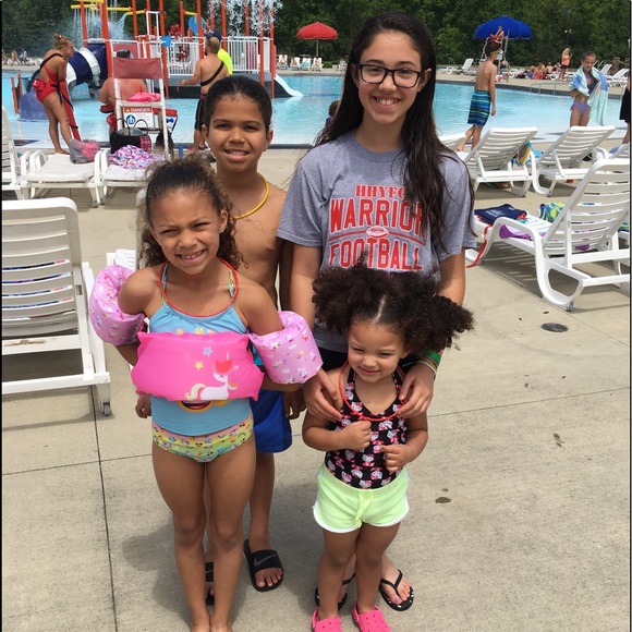 WHY I POSH! G babies! ☀️ My Posh 💰 pays for ✈️! - Picture 7 of 8